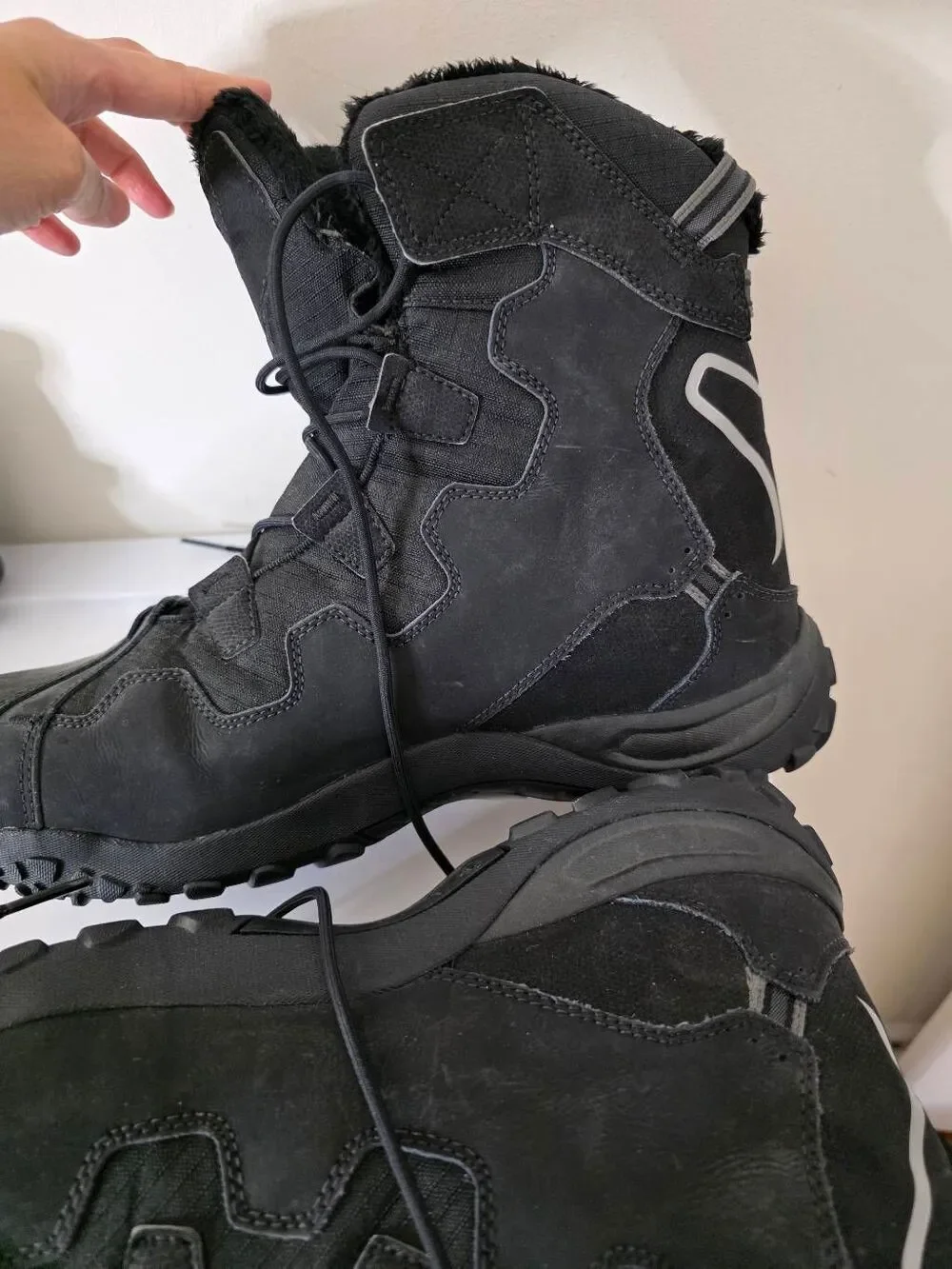Salomon Snowtrip Black Thinsulate 200 Gram Waterproof Boots Mens Size 12.5